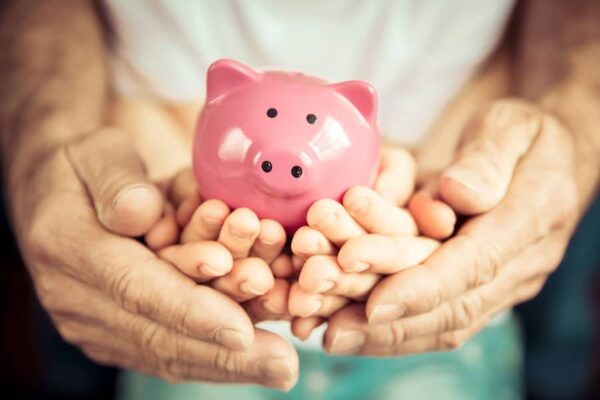Moduri de a economisi bani in fiecare luna