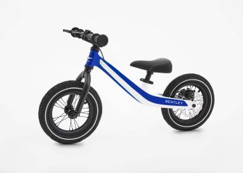 Copiii pot invata mersul pe bicicleta folosind o bicicleta de echilibru fara pedale