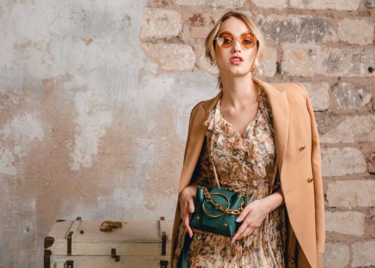 Moda vintage: cum să integrezi elemente retro în garderoba ta