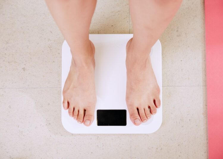 Neadevăruri pe care trebuie să le ignori când urmezi o dietă