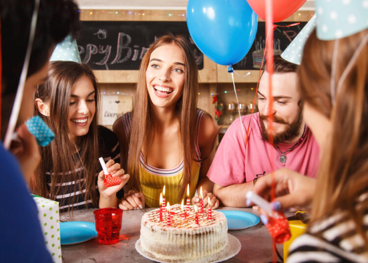 20 de mesaje și urări cu ocazia zilei de naștere