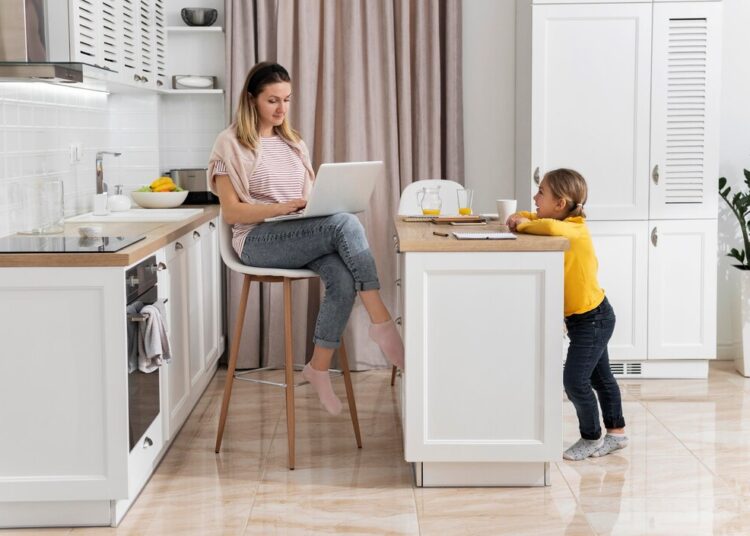 Amenajare bucătărie apartament: 10 idei din care să te inspiri