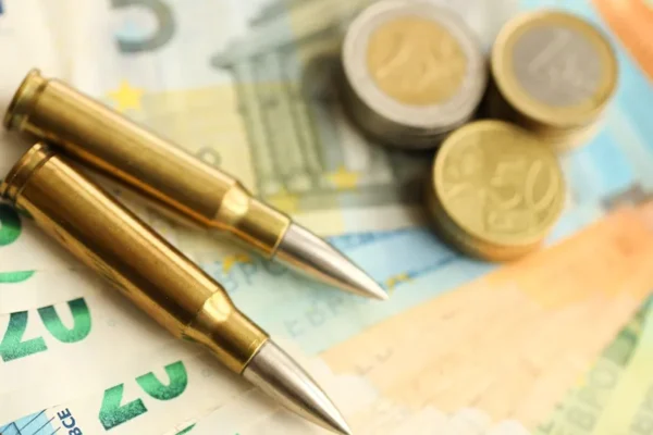 Planul de înarmare a Europei de 150.000.000 € ar putea exclude Marea Britanie, SUA și Turcia