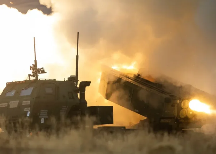 HIMARS lovește nimicitor 3 artilerii nord-coreeane ascunse de ruși în pădurile din Kursk