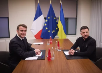 Macron a negociat cu Zelenski extragerea mineralelor rare pentru industria de apărare Trump pierde