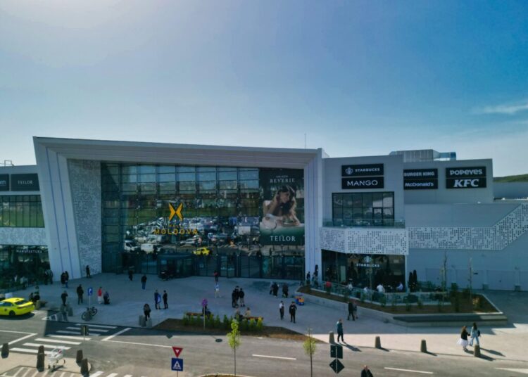 S-a deschis Mall Moldova, cel mai mare mall din zona Moldovei și singurul mall super-regional din afara Bucureștiului