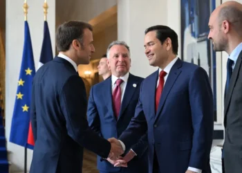 Trump și-a trimis emisarii la Paris să boicoteze sprijinul pentru Ucraina. „Dăunează păcii”