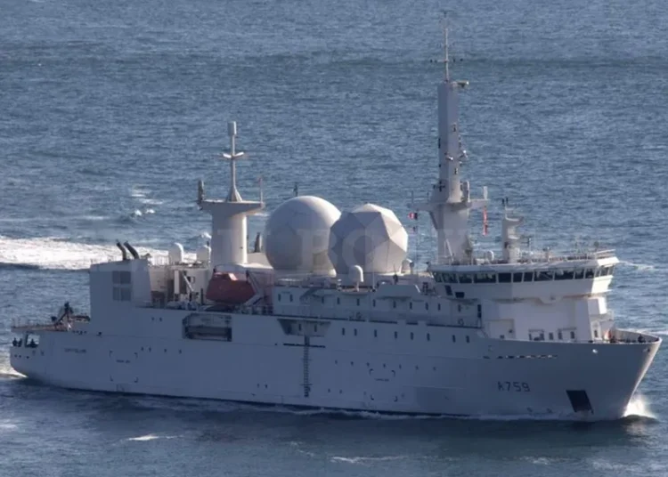Franța, Germania și Polonia au scos nave în Marea Baltică pentru a intercepta petrolierele Rusiei