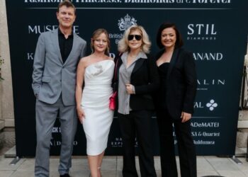 Seară dedicată modei românești la Reședința Ambasadorului Marii Britanii
