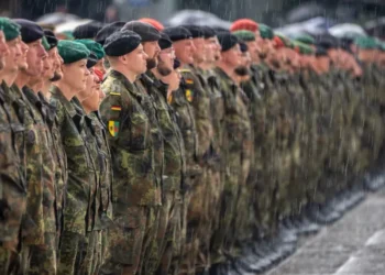 Amenințată de Rusia, Germania recrutează 60.000 soldați. România ar avea nevoie de 10.000 militari