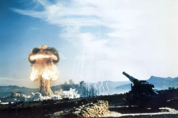 NATO în alertă. Putin testează în septembrie arme nucleare tactice și rachete Oreșnik în Belarus
