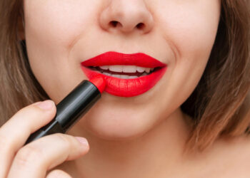 Top rujuri lichide mate care rezistă ore întregi