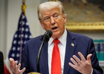 Trump susține că SUA trebuie să „dețină” Groenlanda pentru a împiedica Rusia să o preia: „Nu îi vom permite să o ocupe”
