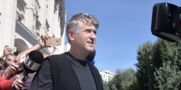 Percheziții la Cristian Pomohaci. Fostul preot, acuzat din nou de viol