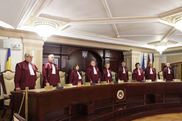 CCR a luat decizia în cazul Legii ANI: Amendamentul „Fritz” este constituțional. Declarațiile de interese financiare, neconstituționale
