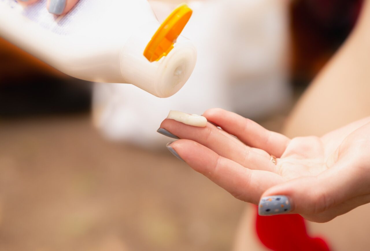 SPF mineral sau chimic? Care sunt diferențele și cum alegi