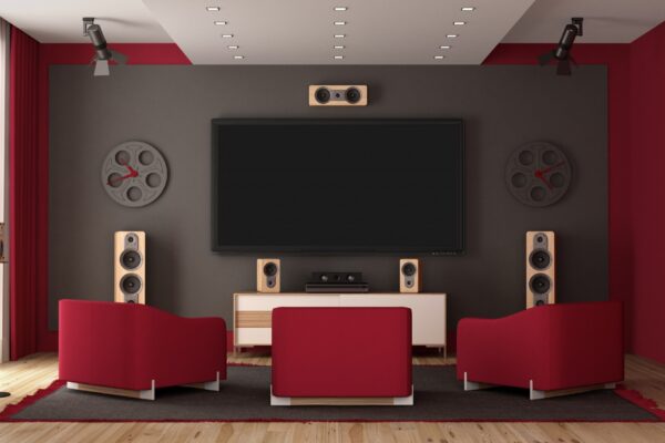Soundbar cu boxe spate: ce presupune instalarea și unde ai nevoie de prize